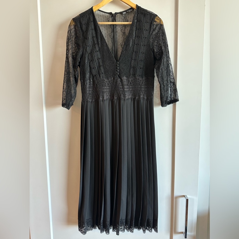 ZARA Black pleated cocktail midi dress with lace. V-neck and 3/4th sleeve.